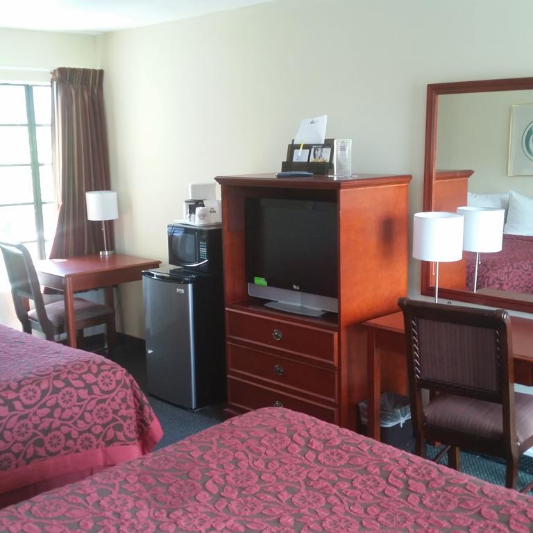 Days Inn By Wyndham Orange Anaheim Экстерьер фото